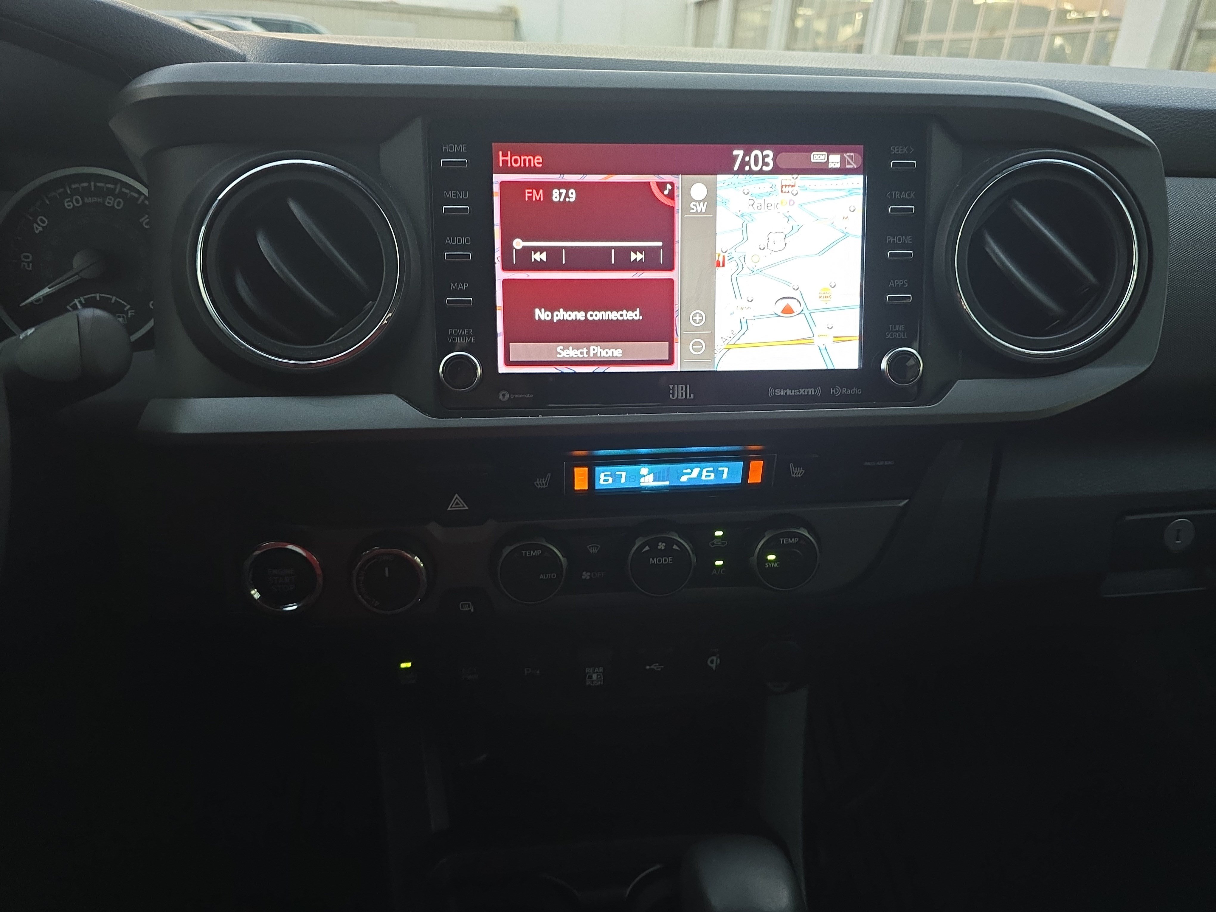 Used 2022 Toyota Tacoma TRD Off-Road w/ TRD Premium Off Road Package AWD/4WD image 19