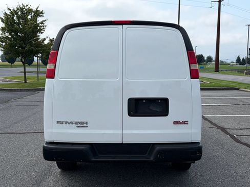 Used 2013 GMC Savana 2500 RWD image 7