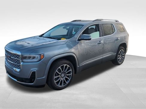 Used 2023 GMC Acadia Denali w/ Denali Ultimate Package image 3