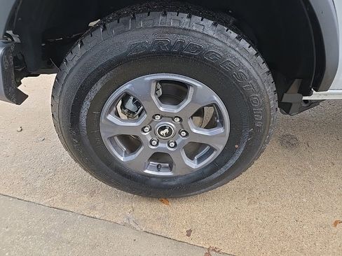 Used 2025 Ford Bronco Big Bend image 21