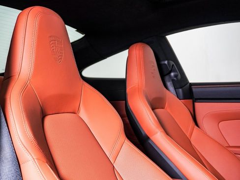 New 2026 Porsche 911 Carrera image 17