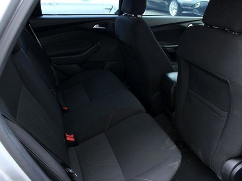 Used 2017 Ford Focus SEL image 15