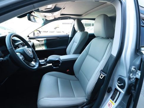 Used 2017 Lexus ES 350 FWD image 25