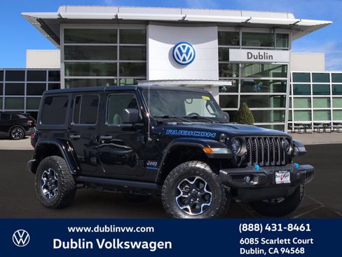 Used 2023 Jeep Wrangler Unlimited Rubicon 4xe AWD/4WD image 1