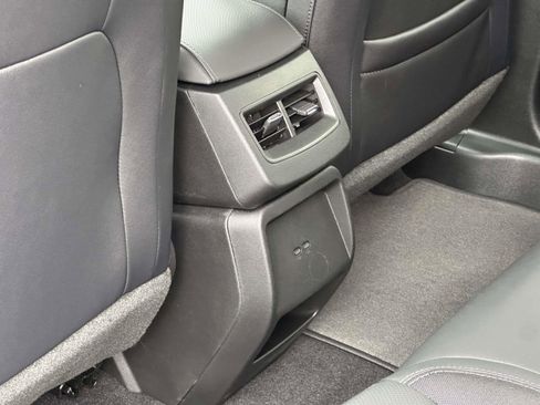 New 2026 Chevrolet Equinox EV LT AWD/4WD image 8