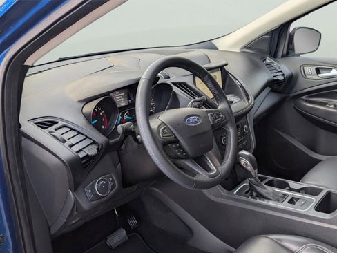 Used 2019 Ford Escape SEL image 34