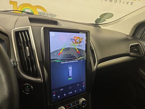 Used 2024 Ford Edge Titanium image 20