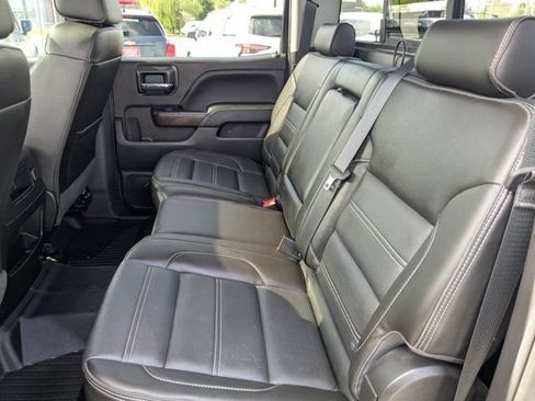 Used 2018 GMC Sierra 1500 Denali w/ Denali Ultimate Package AWD/4WD image 12