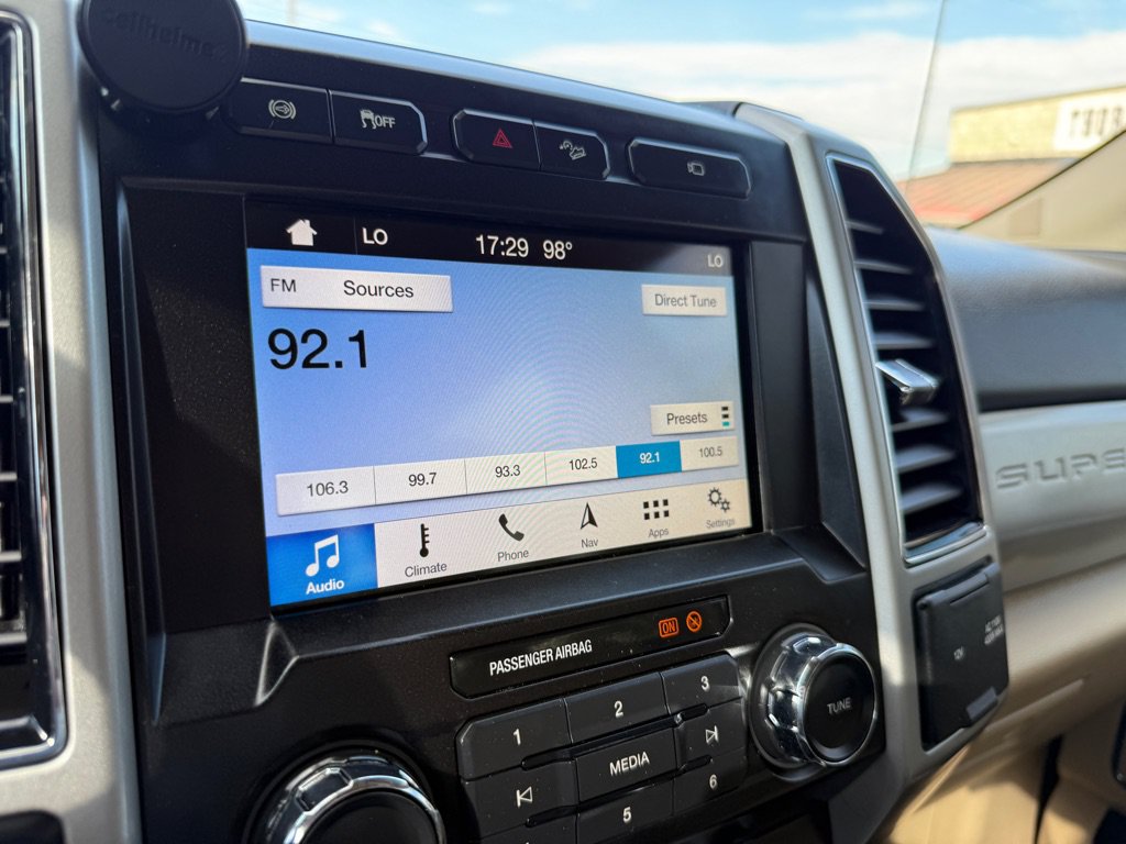 Used 2019 Ford F350 Lariat w/ Lariat Ultimate Package AWD/4WD image 35