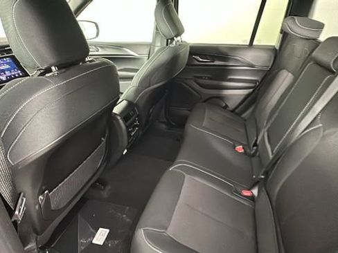 New 2026 Jeep Grand Cherokee Laredo X AWD/4WD image 15