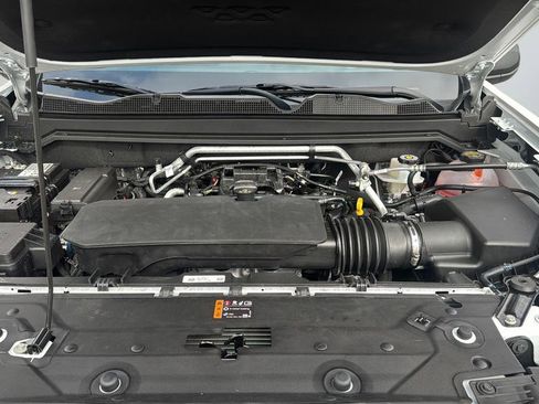 New 2026 Chevrolet Colorado W/T w/ WT Custom Package RWD image 21
