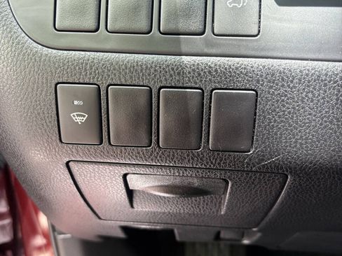 Used 2016 Toyota Highlander XLE FWD image 27