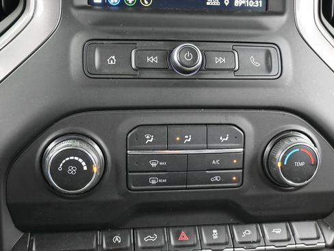 Used 2022 Chevrolet Silverado 1500 Custom RWD image 25