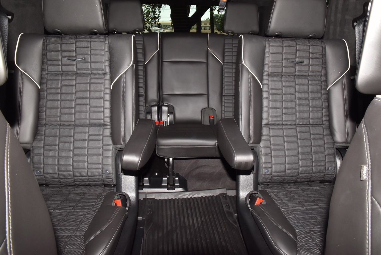 Used 2023 Cadillac Escalade V w/ LPO, ONYX Package AWD/4WD image 22