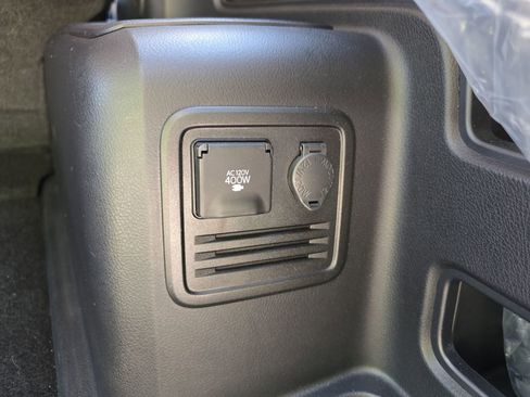 Used 2022 Toyota 4Runner SR5 Premium w/ Moonroof Package RWD image 35