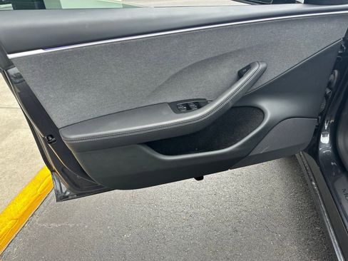 Used 2025 Tesla Model 3 Long Range RWD image 12