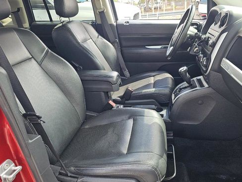 Used 2016 Jeep Compass High Altitude image 8