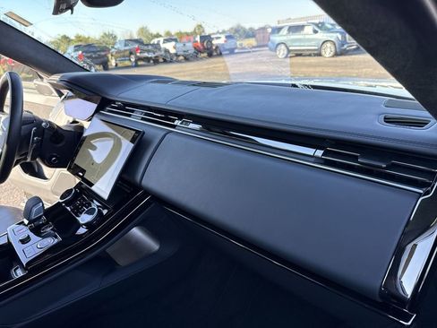 Used 2023 Land Rover Range Rover Sport First Edition image 34