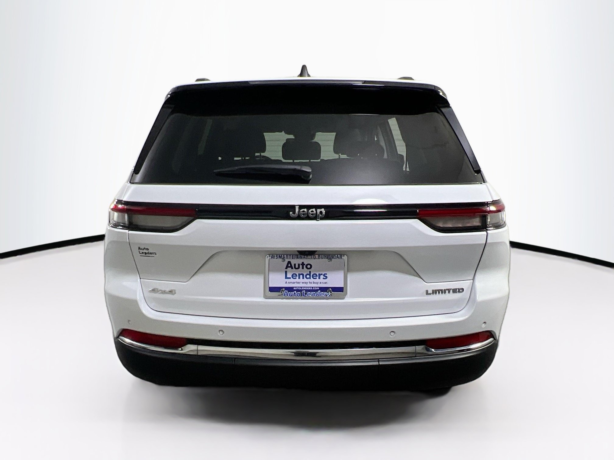 Used 2023 Jeep Grand Cherokee Limited AWD/4WD image 6