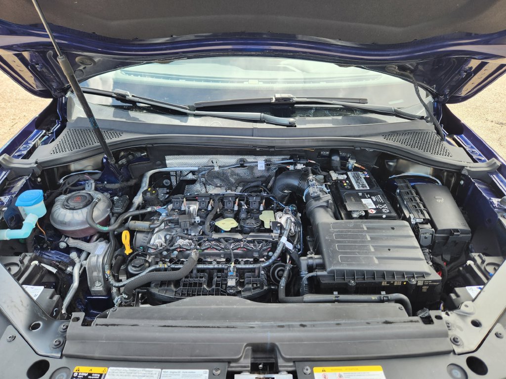 Used 2022 Volkswagen Tiguan SE AWD/4WD image 19