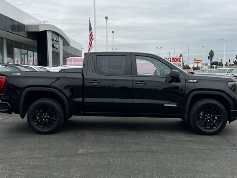 New 2026 GMC Sierra 1500 Elevation w/ X31 Off-Road Package AWD/4WD image 4