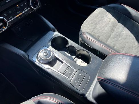 Used 2022 Ford Escape SEL w/ SEL Stealth AWD Package image 23