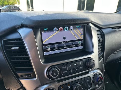 Used 2019 Chevrolet Suburban LT AWD/4WD image 30