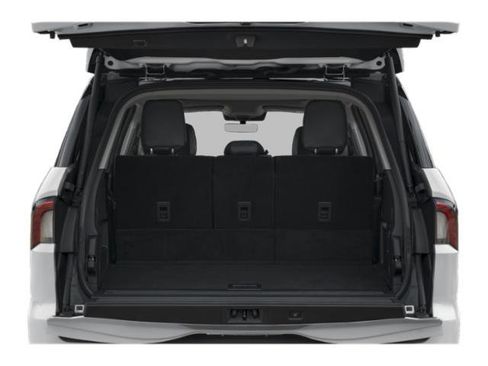 Used 2025 Lincoln Navigator Reserve AWD/4WD image 10