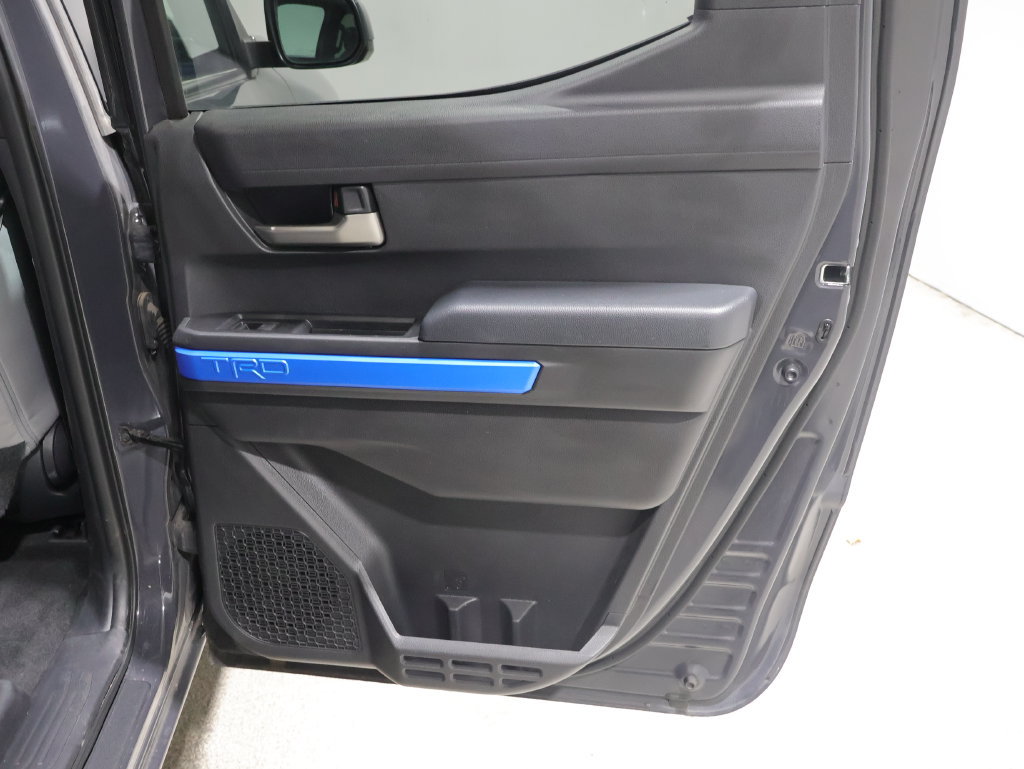Used 2025 Toyota Tacoma TRD Sport AWD/4WD image 21