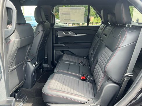 New 2025 Ford Explorer ST-Line image 21