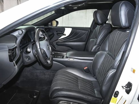 Used 2022 Lexus LS 500h AWD w/ Luxury Package image 55