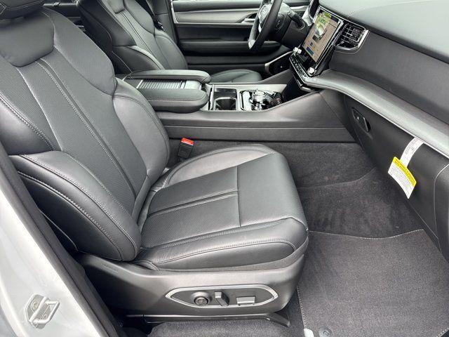 New 2026 Jeep Grand Wagoneer Limited AWD/4WD image 10