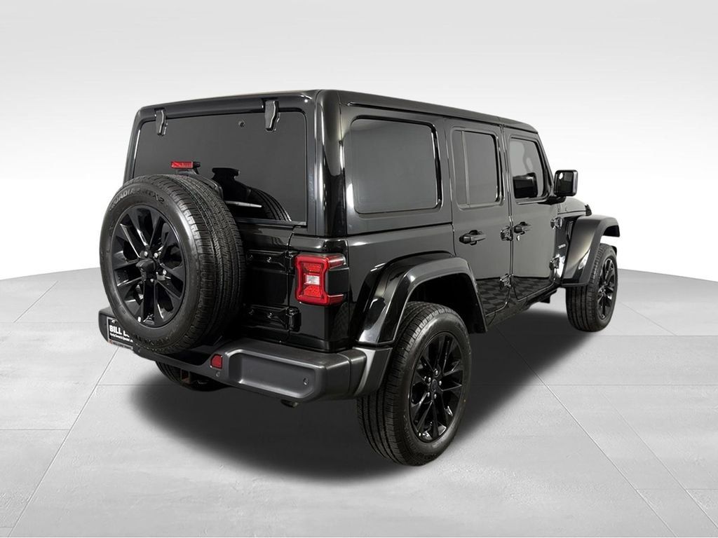 Used 2024 Jeep Wrangler Unlimited Sahara w/ Safety Group AWD/4WD image 8