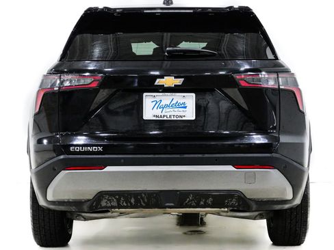 Used 2025 Chevrolet Equinox LT image 7