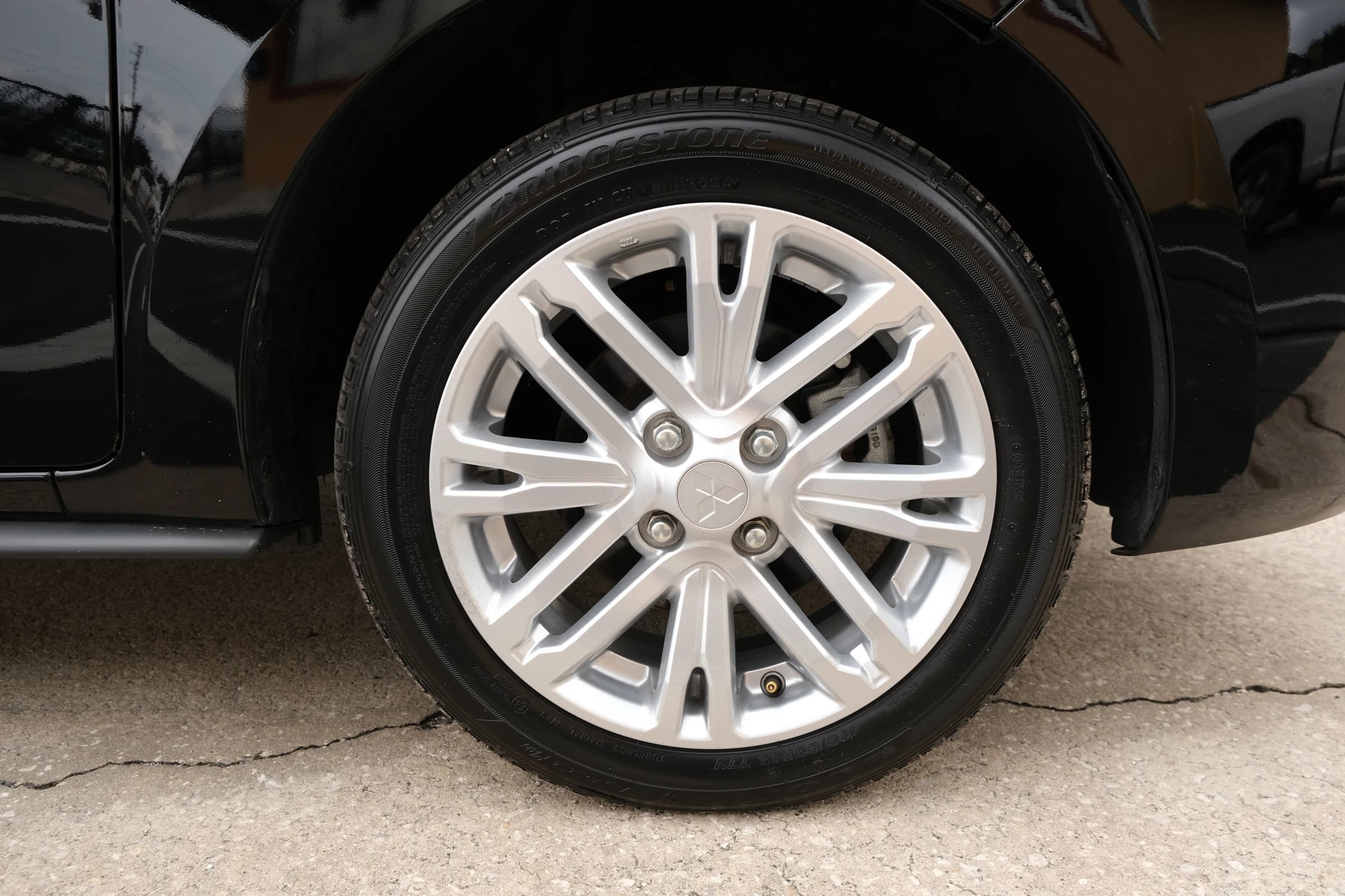 Used 2024 Mitsubishi Mirage G4 LE FWD image 19