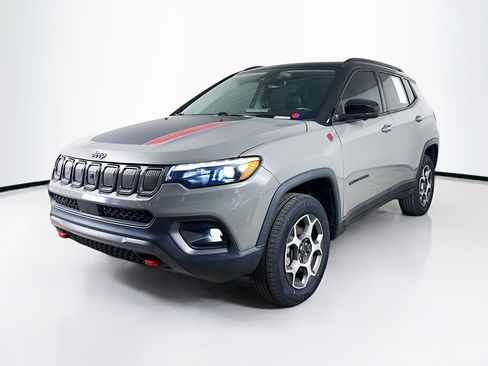 Used 2022 Jeep Compass Trailhawk w/ Trailhawk Elite Group AWD/4WD image 4