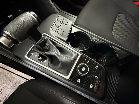 Used 2024 Kia Sportage LX FWD image 24