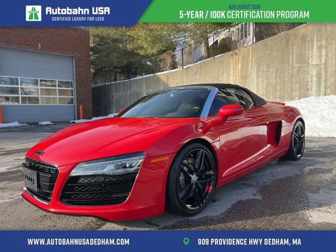 Used 2015 Audi R8 V8 w/ Extended Leather Package AWD/4WD image 1