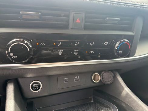 Certified 2023 Nissan Rogue S FWD image 38