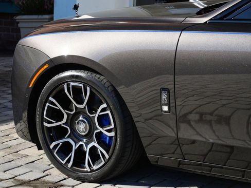 Used 2023 Rolls-Royce Ghost Black Badge w/ Black Badge Ghost Package image 28