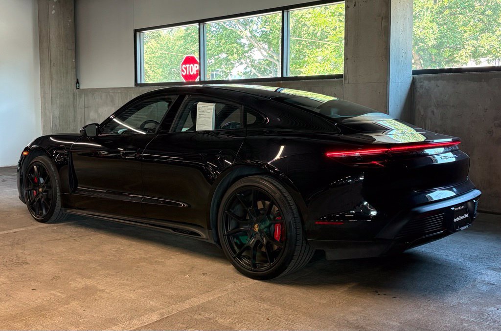 Used 2022 Porsche Taycan GTS AWD/4WD image 3