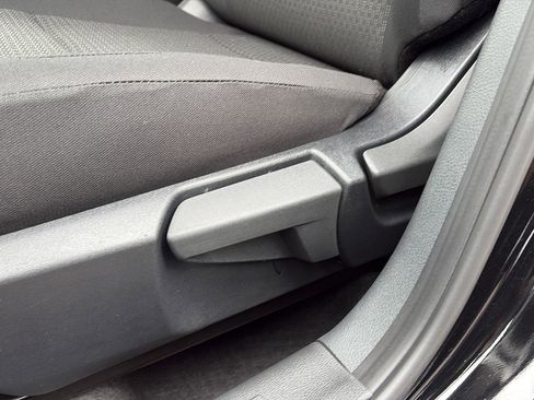 New 2026 Nissan Kicks S image 20