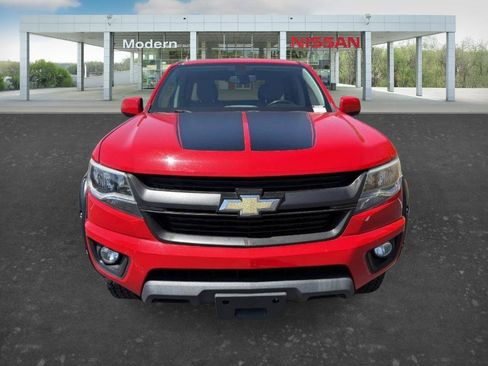 Used 2018 Chevrolet Colorado LT AWD/4WD image 2