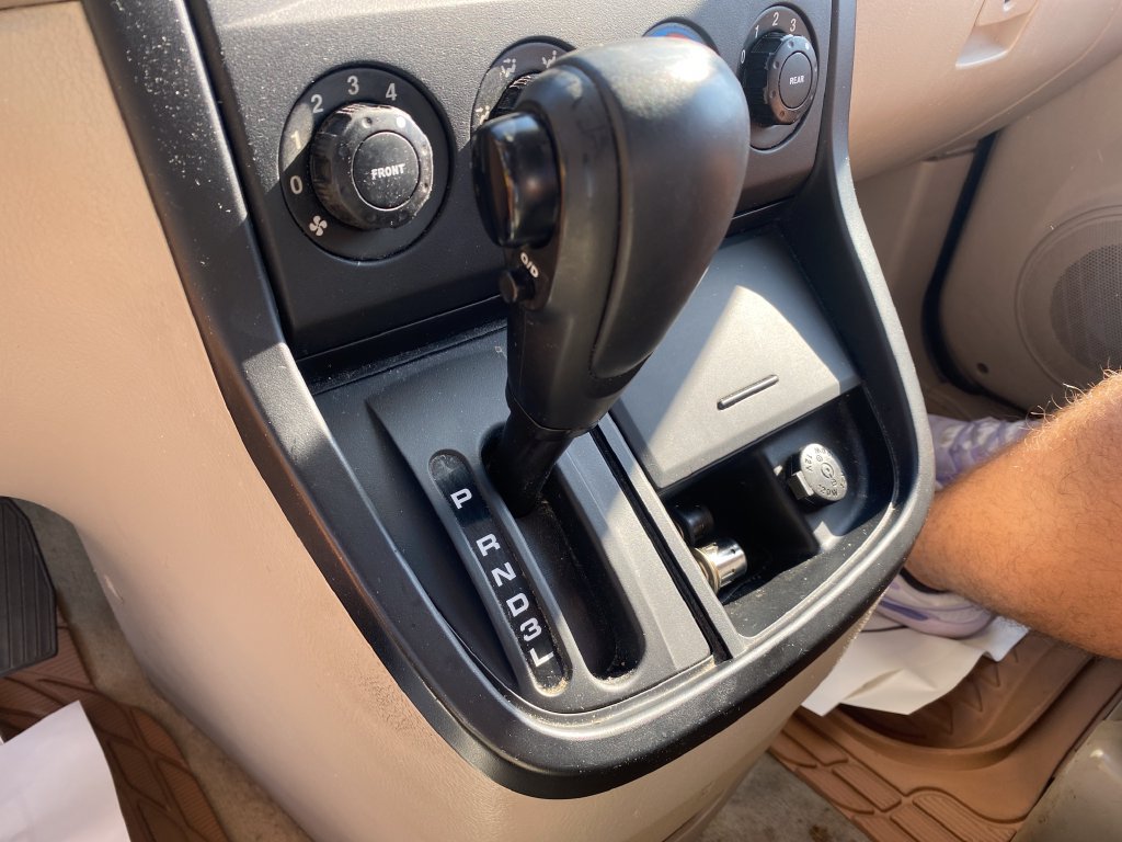 Used 2005 Kia Sedona FWD image 22