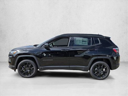 New 2026 Jeep Compass Latitude AWD/4WD image 5