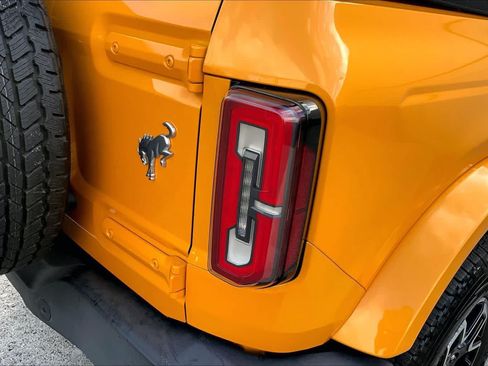 Used 2021 Ford Bronco Outer Banks AWD/4WD image 32