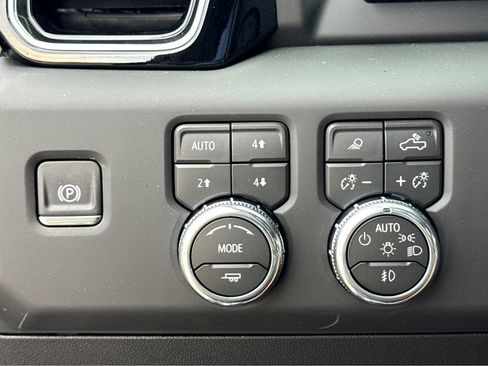 New 2026 GMC Sierra 1500 Denali Ultimate image 10