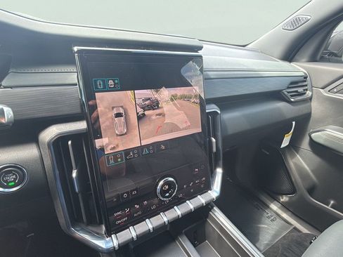 New 2026 GMC Acadia AT4 w/ Luxury Package AWD/4WD image 21