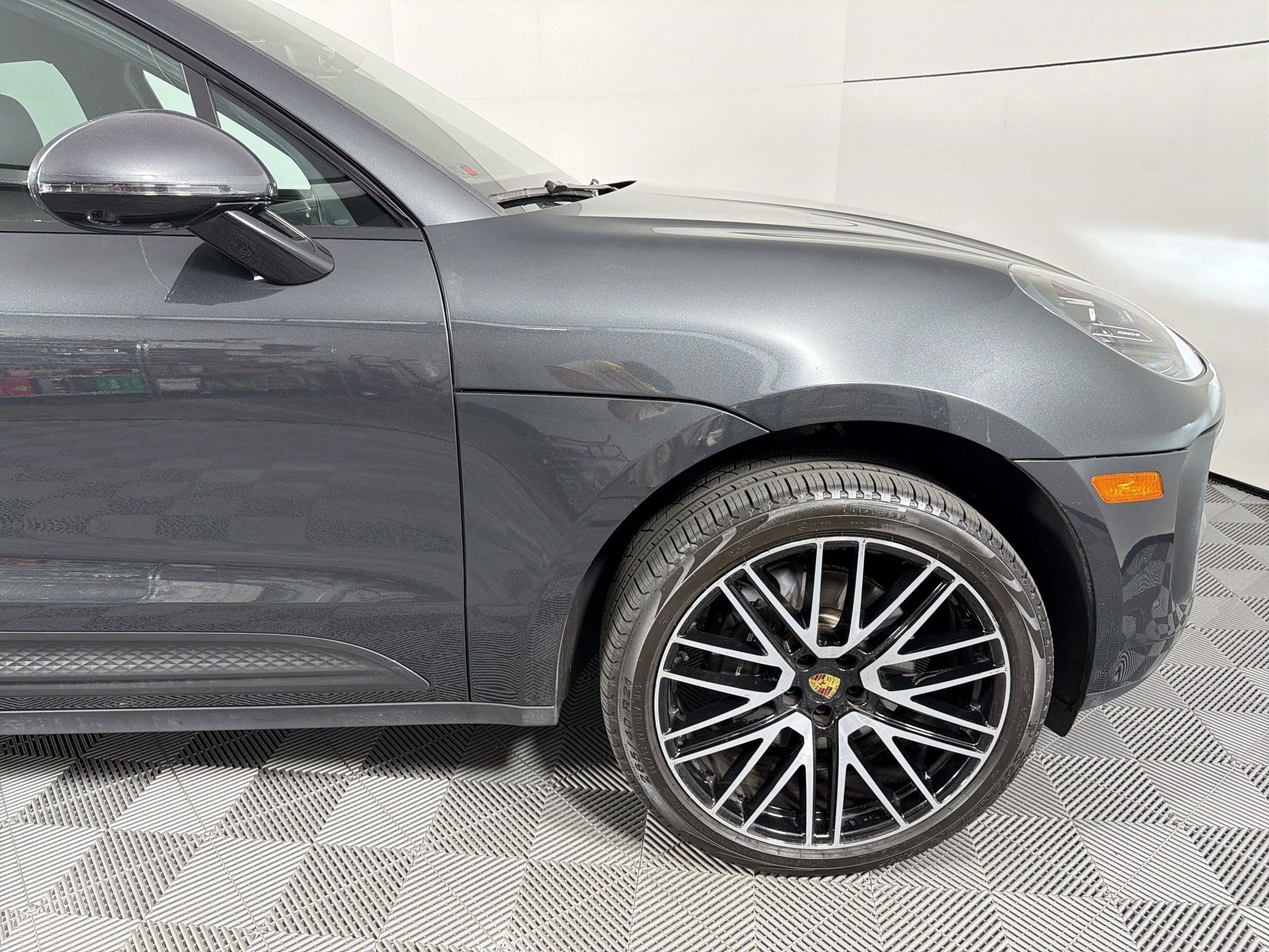 Certified 2026 Porsche Macan AWD/4WD image 12
