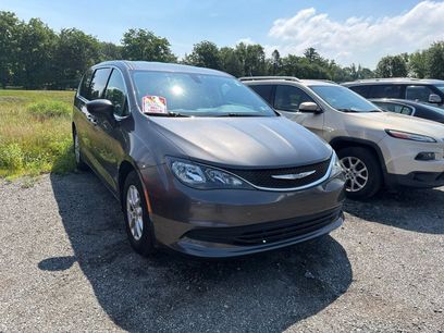 Used 2017 Chrysler Pacifica Touring